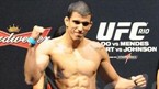Felipe Sertanejo na pesagem para o UFC RIO 142